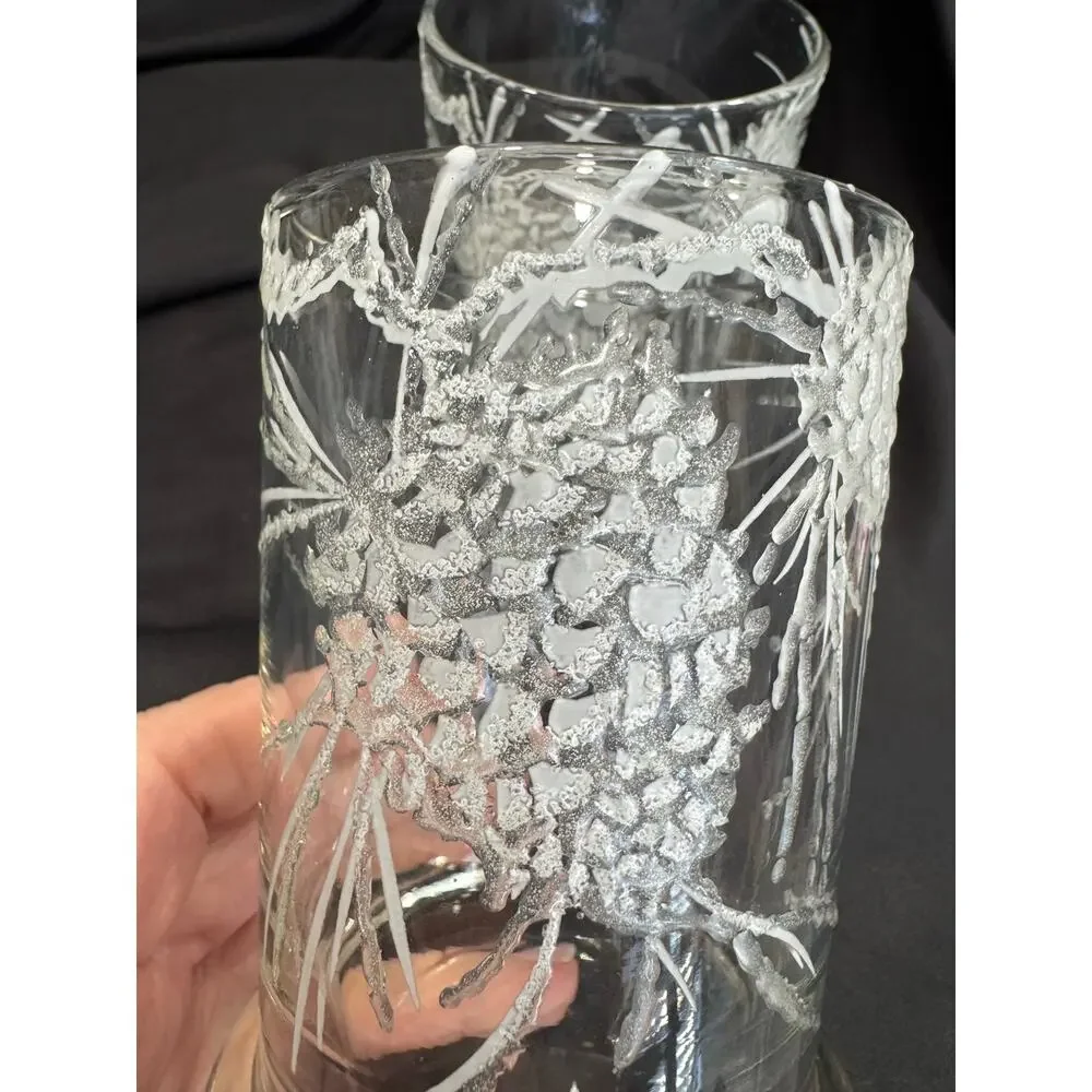 Rare Vintage Set of 2 Dorothy Thorpe Glass Tumblers with Lucite Pinecones Art